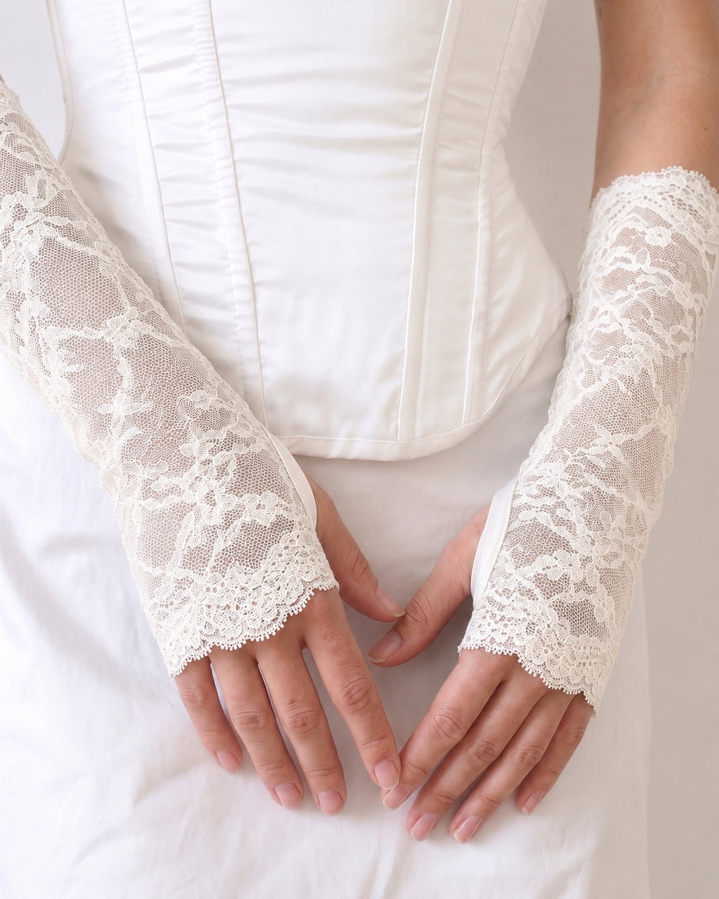 veil gloves