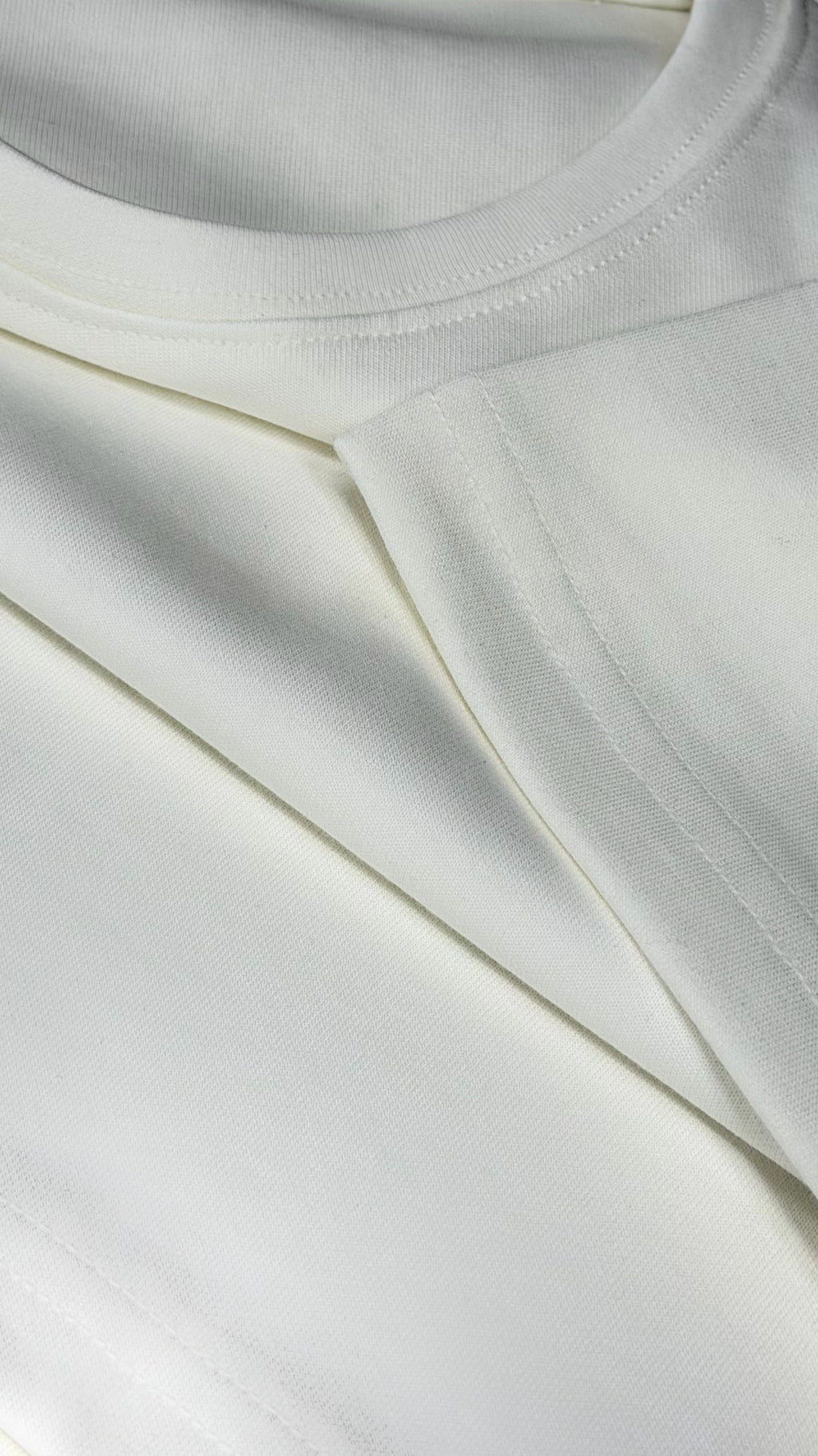 Basic T-Shirt